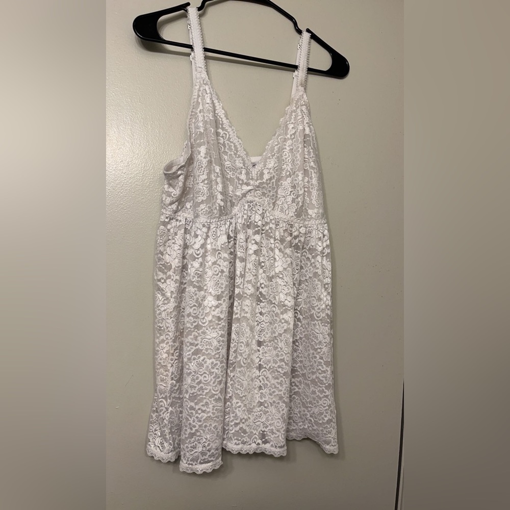 White night gown, like brand new